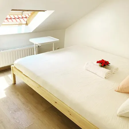 Benny'S Rooms Brussels City Centre Exterior foto