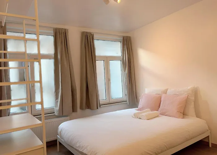 Benny\'S Rooms Brussels City Centre